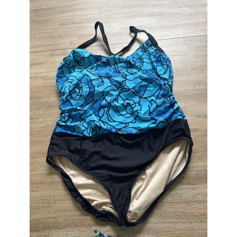 Carol Wior One Piece Bathing Swim Suit Purple 24W‎ New Unworn Sanitized Washed